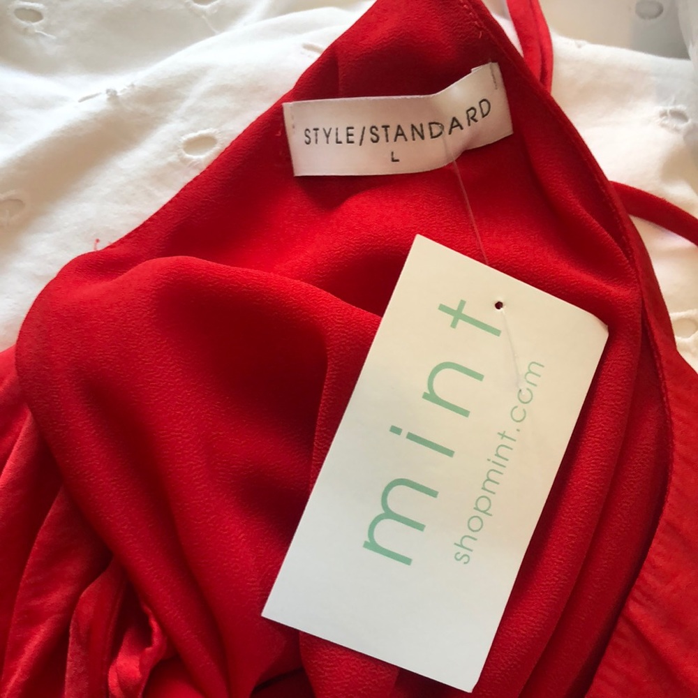 Red Ruffle Wrap Top, size L - Picture 4 of 4